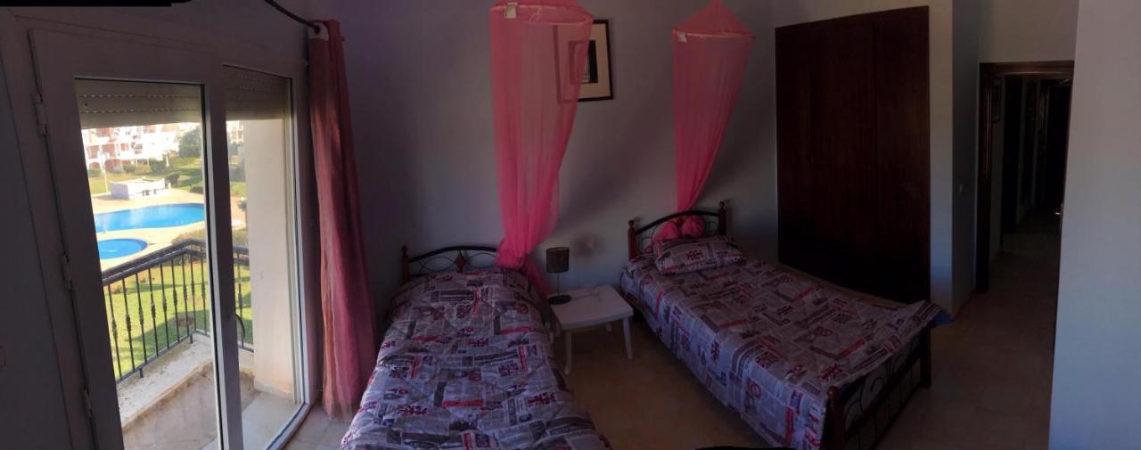 Appartement El Bahia Saidia Destine Uniquement Aux Couple Maries, Celibataires S'Abstenir Exterior photo